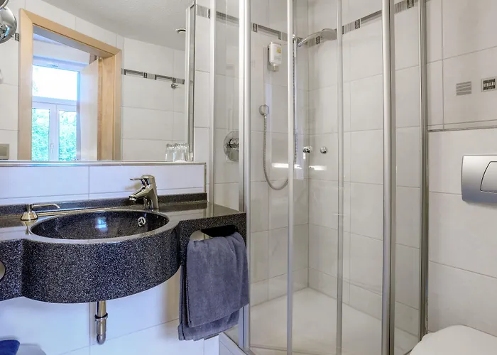 Spitzberg Garni 3* Passau